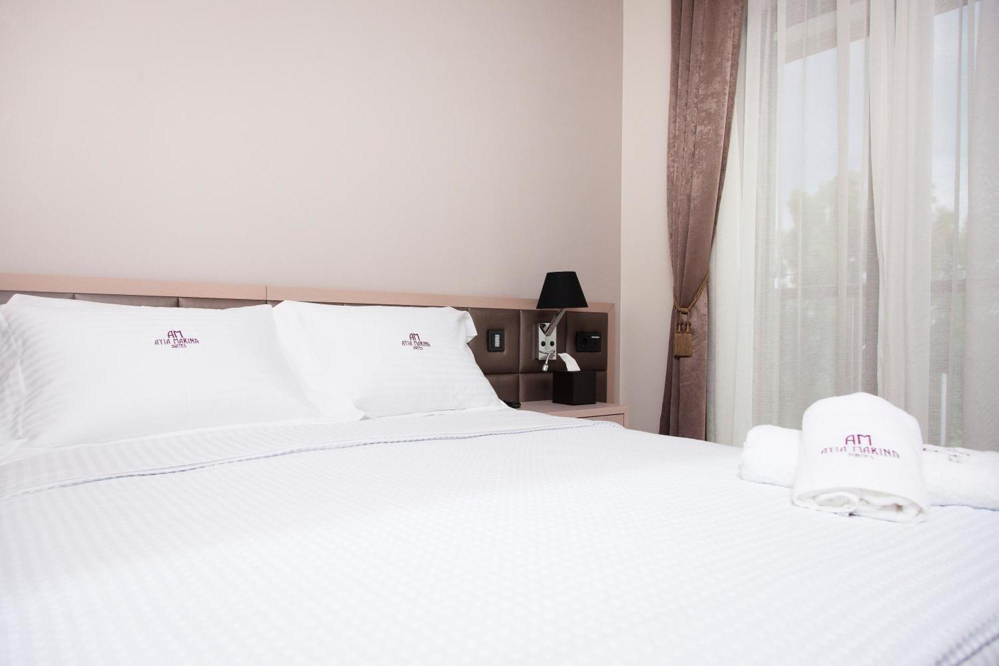 Ayia Marina Suites Ouranoupoli Bagian luar foto