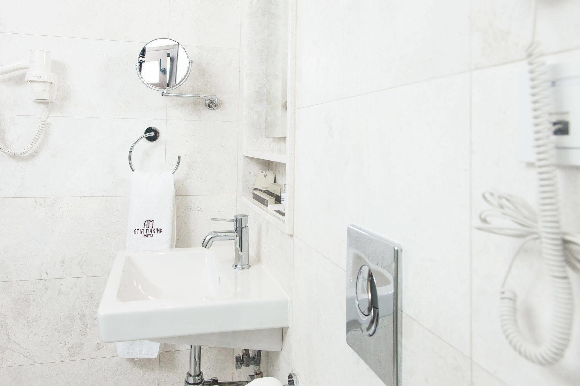 Ayia Marina Suites Ouranoupoli Bagian luar foto